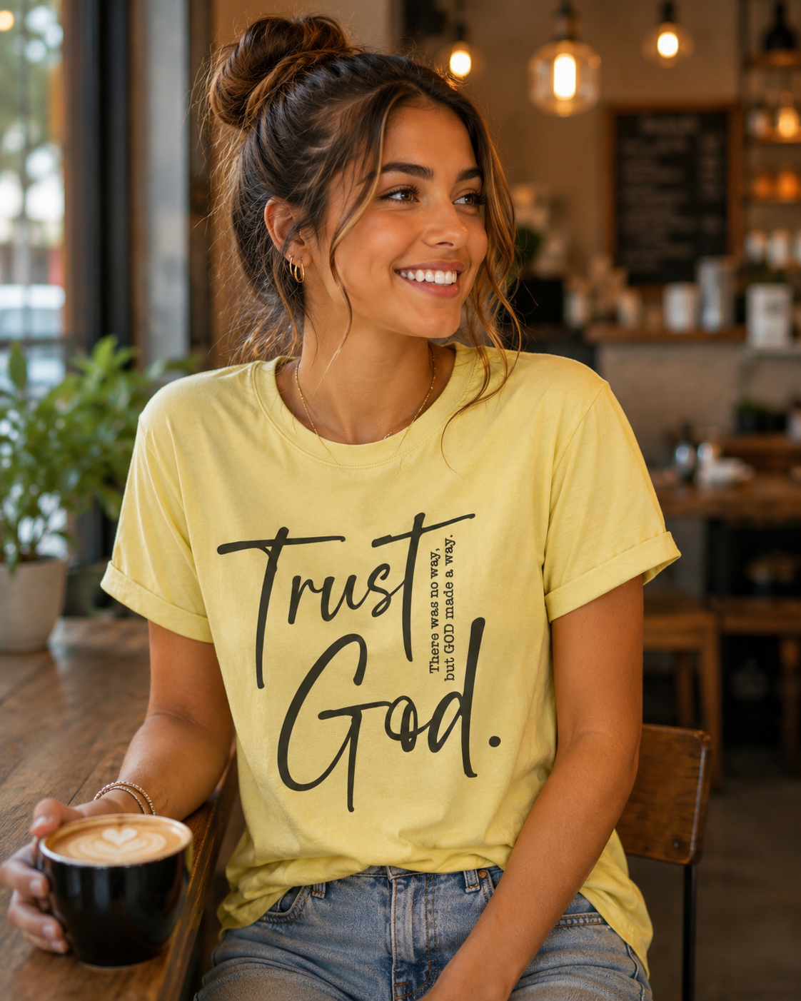 TRUST GOD-T-Shirt